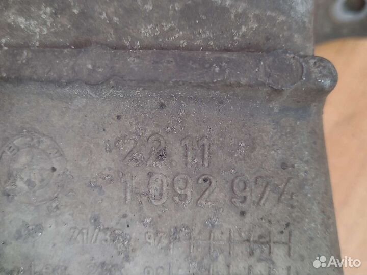 Опора двигателя правая BMW е39 m52 m54