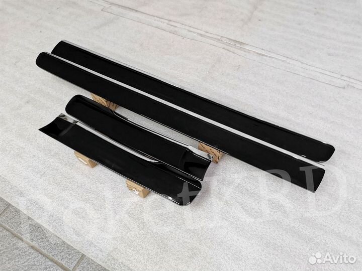 Молдинги дверей Prado 150 стиль lexus Черные