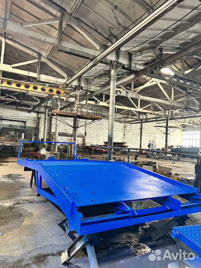 Платформа ломаного типа эвакуатор