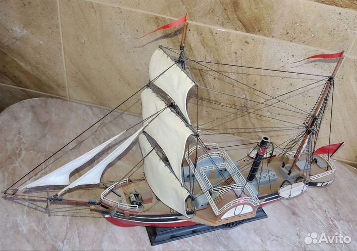 Корабль пароход