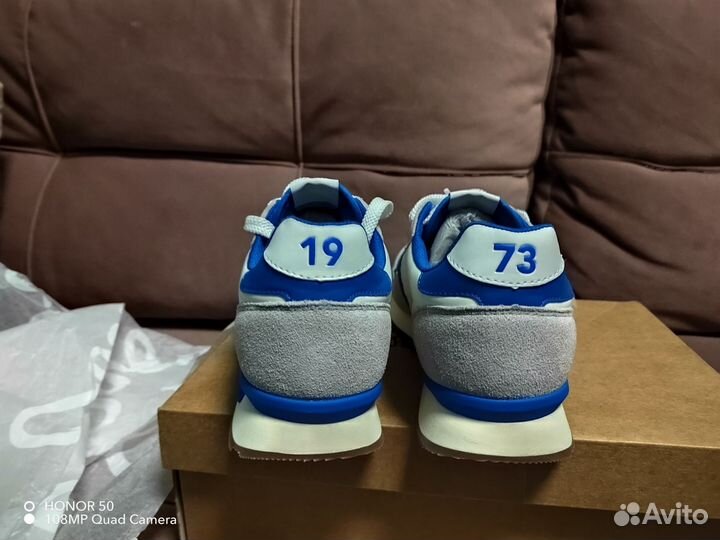 Кроссовки мужские 43 размера новые