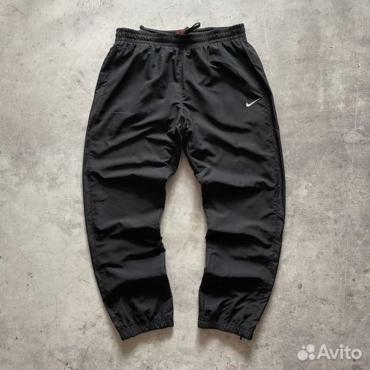 Спортивные штаны Nike