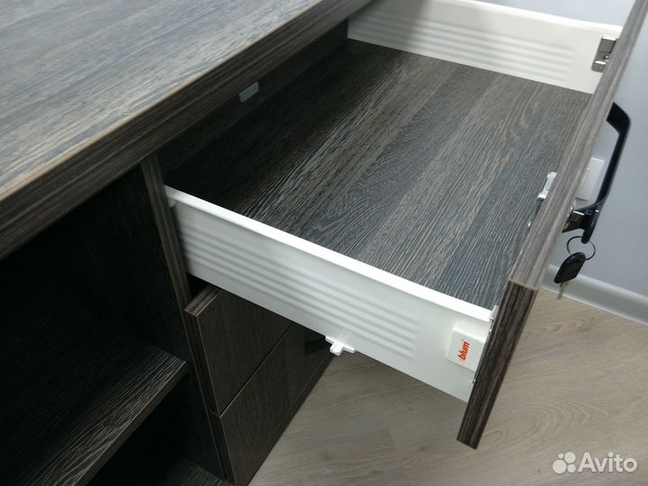 Компьютерные столы под заказ