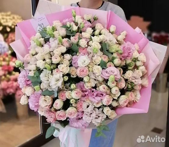 Букет Эустома и Кустовая Роза.Цветы. Доставка