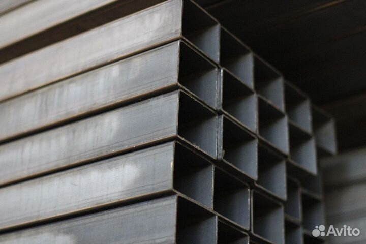 Труба профильная 60х40х4. Металлопрокат