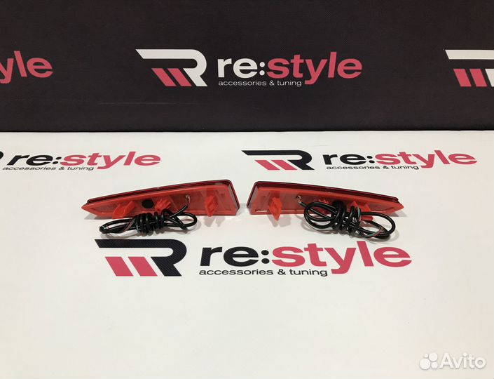 Катафоты в задний бампер Lexus RX350 D1978