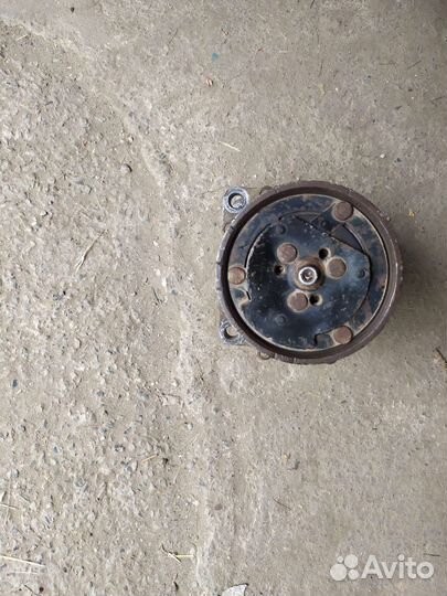 Компрессор кондиционера golf 3