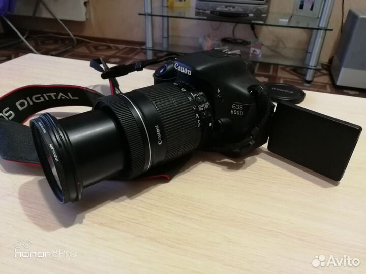 Фотоаппарат еds 600 D, объектив EFS 18-135 мм