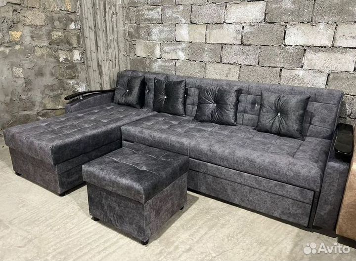 Угловой диван раскладной на заказ