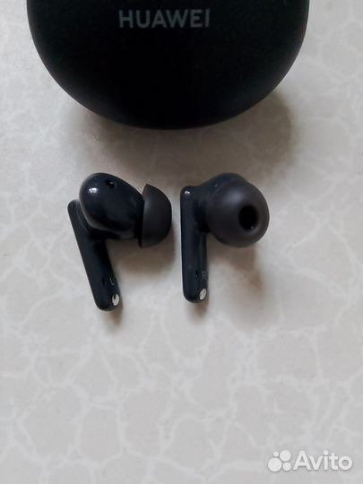 Беспроводные наушники huawei