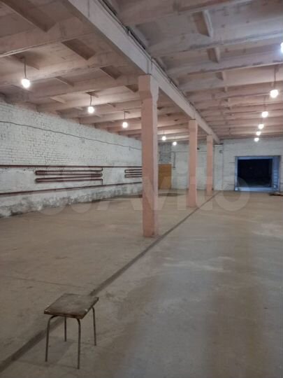 Склад, 700 м²