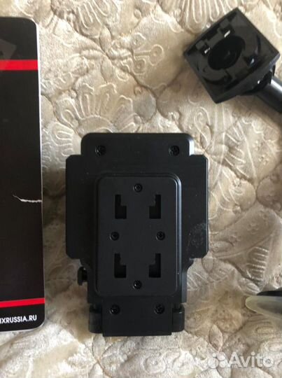 Держатель для мобильных устройств Ritmix RCH-015 W