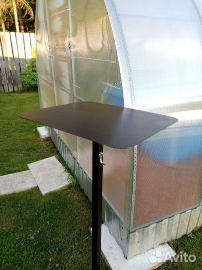 Скамейки столы металические