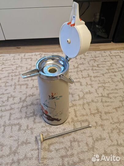 Термос с помпой на 3 литра