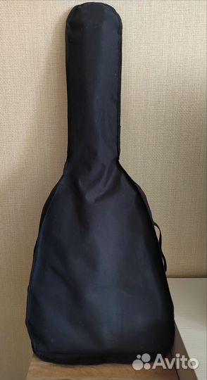 Акустическая гитара