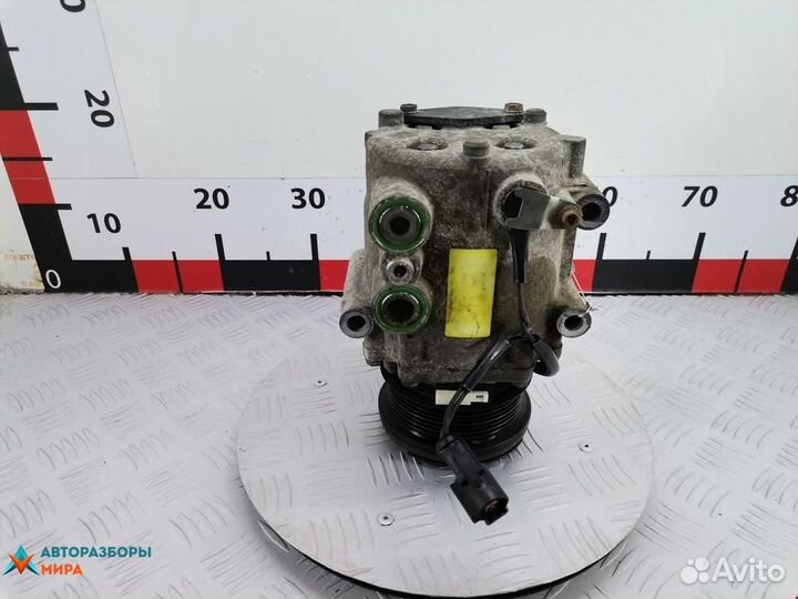 Компрессор кондиционера Ford Fiesta 5 2004 1576677