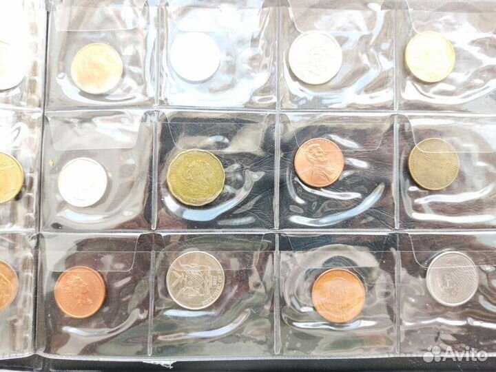 Альбом с иностранными монетами (72 шт, экзотика)