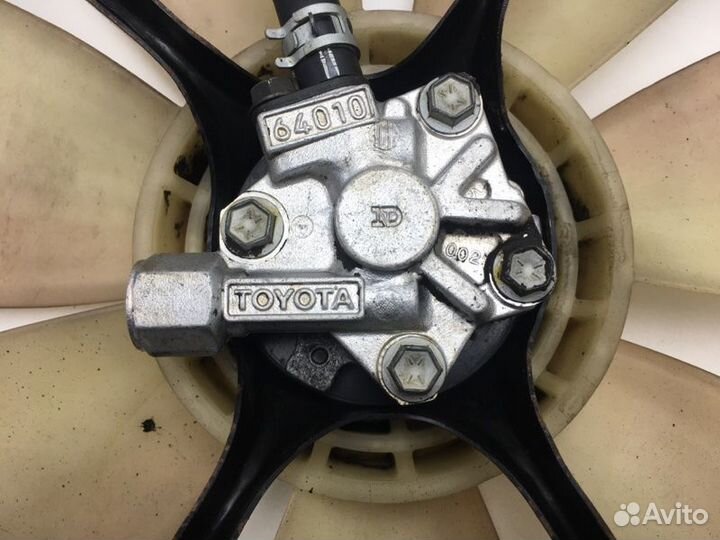 Диффузор радиатора Toyota Camry CV30 2CT 1993