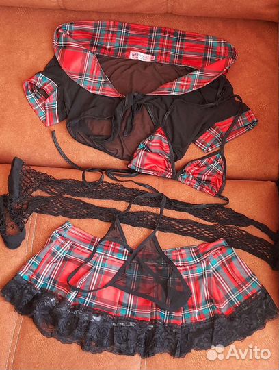 Эротический костюм студентки