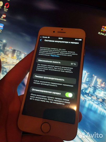 Телефон iPhone 8 64 gb