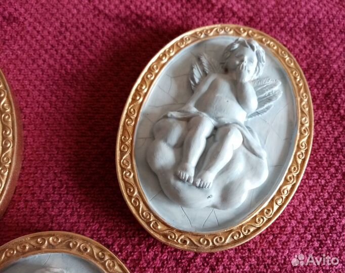 Барельеф панно ангел Англия