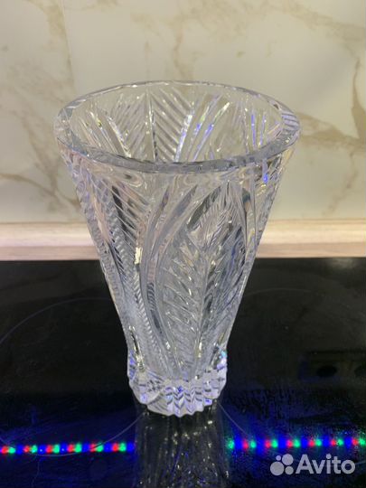 Хрустальная ваза