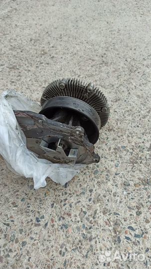 Насос системы охлаждения Помпа Nissan Patrol