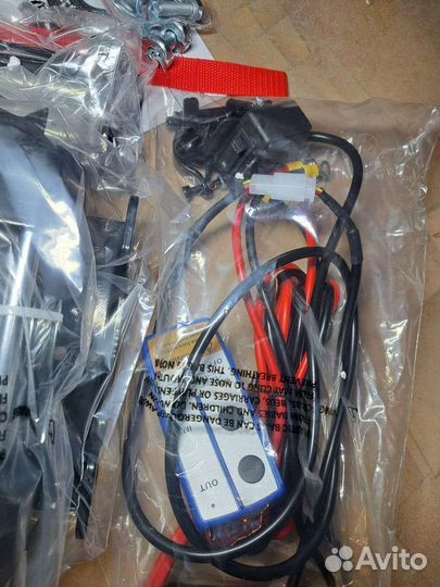 Лебедка электрическая W 4000lbs 1814стальной 12V