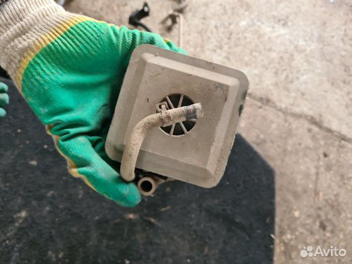 Абсорбер Mitsubishi Lancer 9 4G18 2005