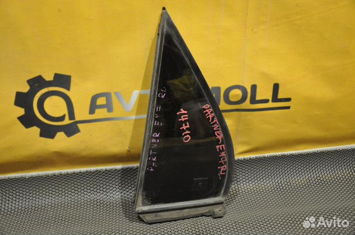 Форточка двери задняя левая honda partner EY7