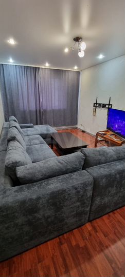 2-к. квартира, 52 м², 6/9 эт.