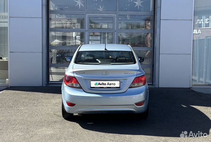 Hyundai Solaris 1.4 AT, 2011, 172 000 км