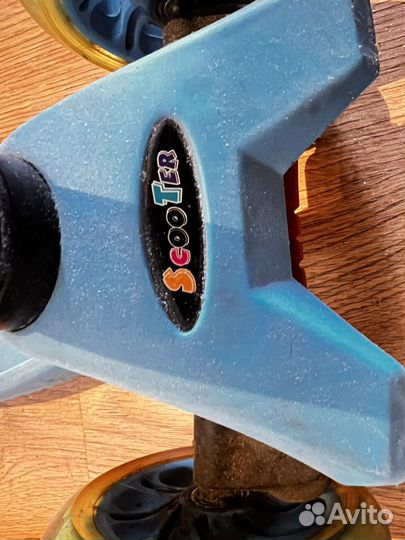 Самокат детский (трехколесный)