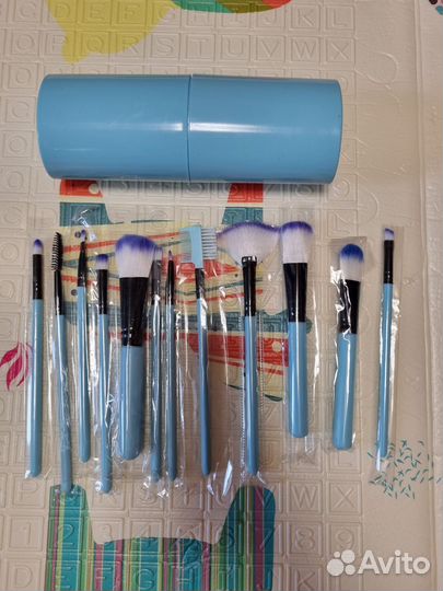 Набор кистей для макияжа
