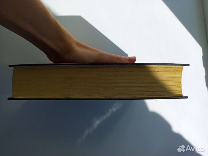 Книга Джорджа Мартина 