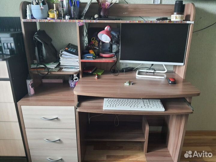 Компьютерный стол