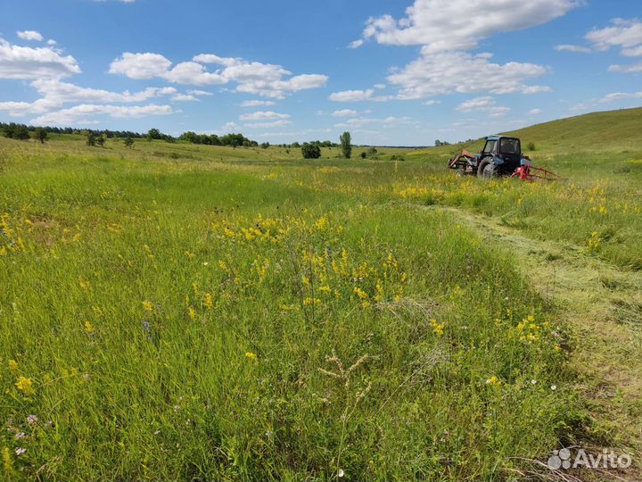 Солома и сено в мешках и рулонах