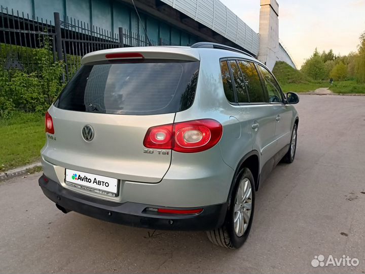 Volkswagen Tiguan 2.0 AT, 2010, 205 000 км