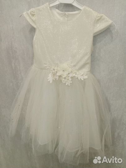 Нарядное платье для девочки