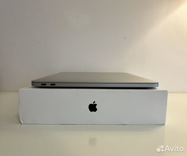 MacBook Pro 13 (2017 i5/8/512)