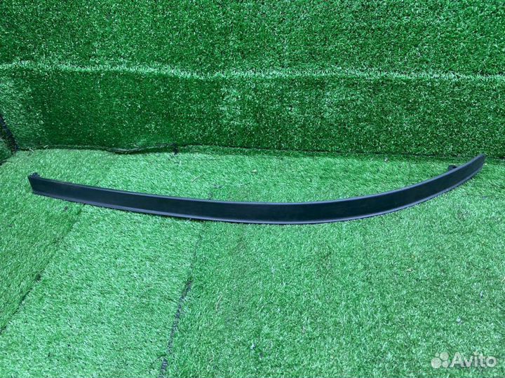 Накладка бампер передний правая Toyota Yaris 5595