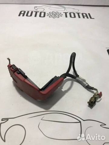 Клемма + акб с блоком предохранителей Peugeot 308