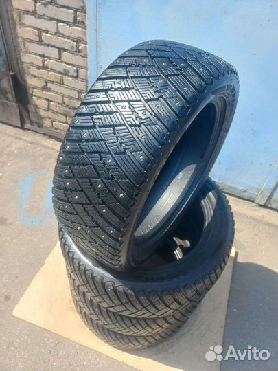 Goodyear Ultragrip Ice Arctic 225/50 R17