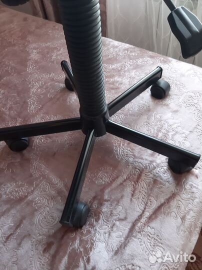 Компьютерное кресло