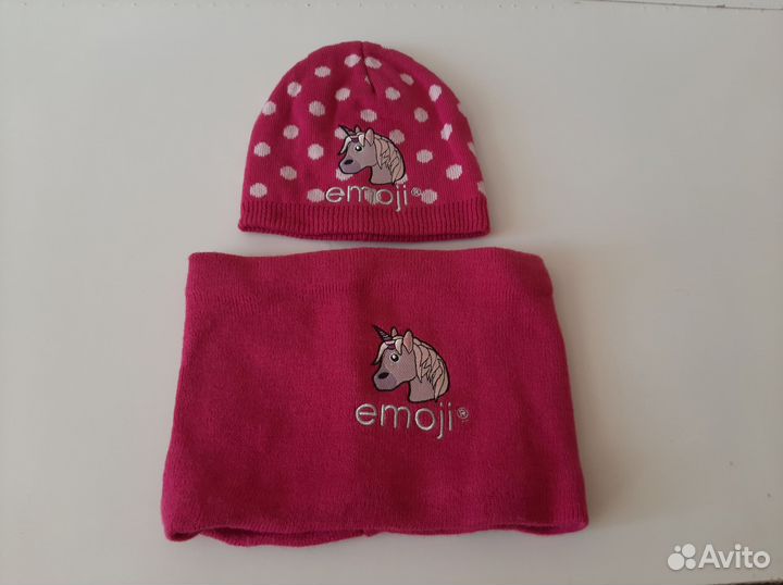 Комплект шапка и шарф для девочки новый 2 года