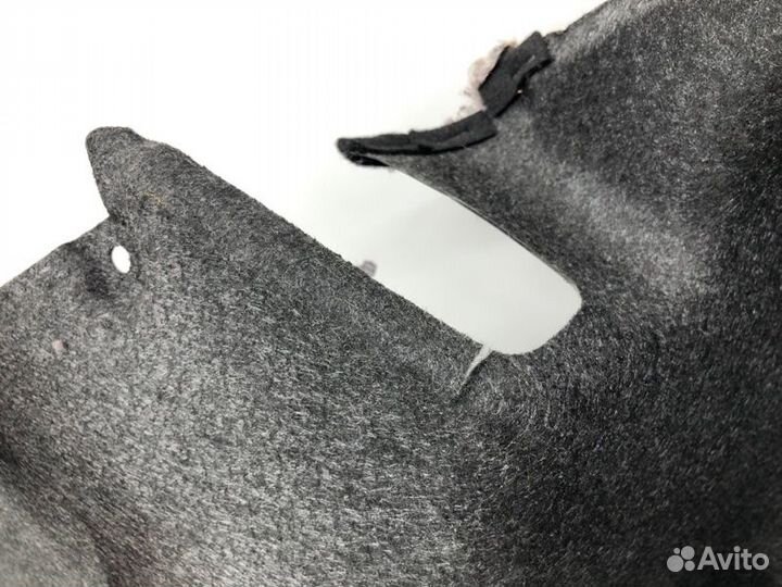 Обшивка багажника правая Subaru Legacy BLE EZ30D