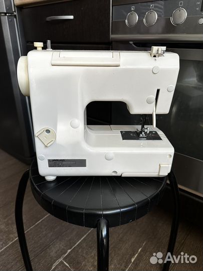 Швейная машина Jaguar