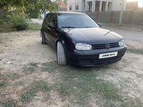 Volkswagen Golf 1.8 MT, 1999, 300 000 км, с пробегом, цена 510 000 руб.