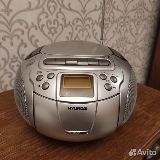 Магнитофон hyundai, CD, MP3, кассеты, радио
