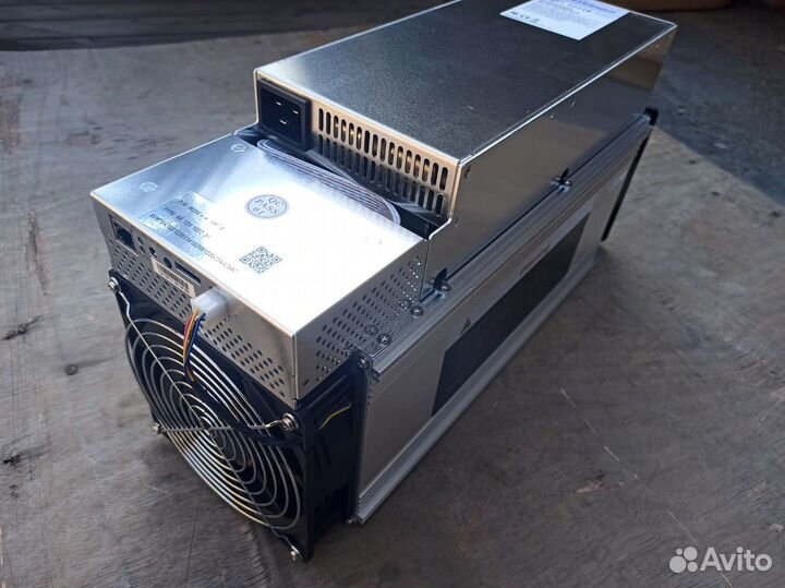 Майнер бу M30S++ 108T в наличии